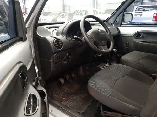 Imagen 15 de 16 de Renault Kangoo 2015 1.5 Furgon Ph3 Confort 1plc Equip Osn Nv