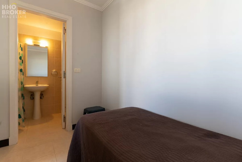Apartamento En Alquiler Torrelobos, Punta Del Este, Playa Brava.