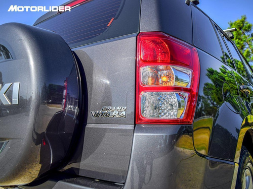 Imagen 14 de 25 de Suzuki Grand Vitara Jlx 2.0 Extra Full| Permuta / Financia