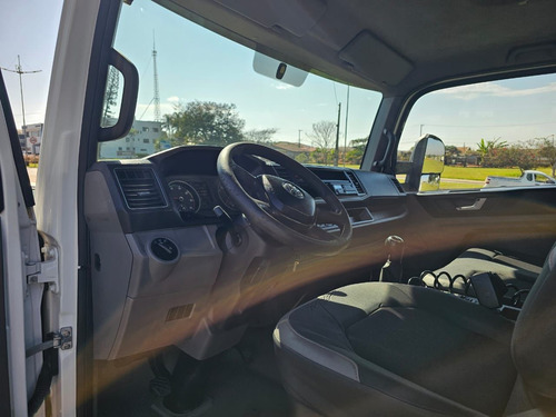 Vw 11180 2019 Guincho Plataf E Cab Suplementar