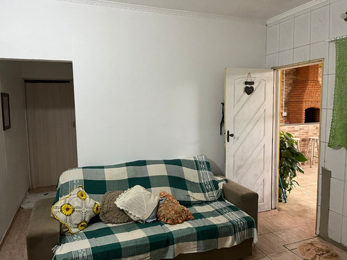 Casa Com 3 Dormitórios E Próxima De Comércios Em Itanhaém Litoral Sul De Sp