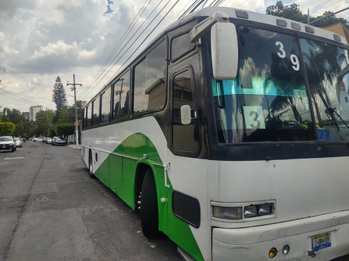 A Tratar Venta De Camion Comercial 45 Plazas