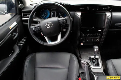 Toyota Fortuner Srv 2023