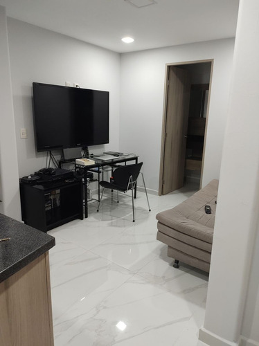 Imagen 13 de 18 de Hermoso Departamento Remodelado.