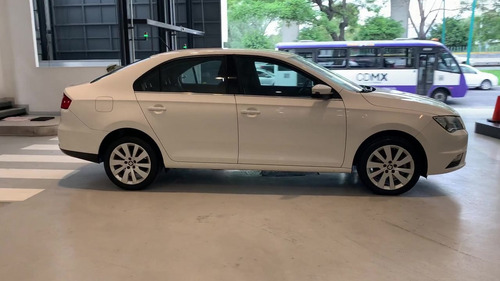 Imagen 4 de 15 de Seat Toledo 2017 1.4 Style Dsg
