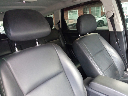 Dodge Journey 2.7 Sxt 5p