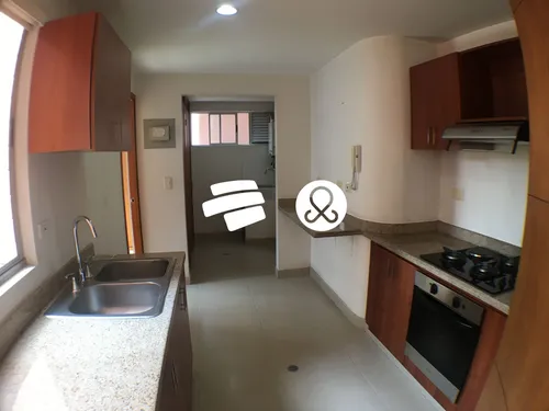 Lujoso Apartamento En El Corazón De Laureles