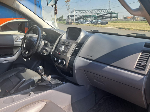 Ford Ranger 2.5 Xlt Cab. Dupla 4x2 Flex 4p