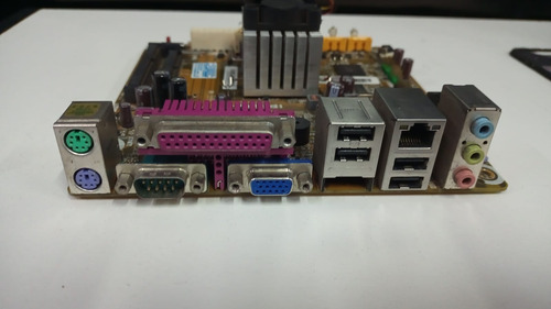Placa Mãe Pc Ware Ipxpv-d3 Kit Integrado Atom 1.8 2gb Ddr3 Marron (Usado)