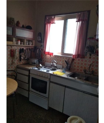 Casa De 3 Amb C/coch, Patio Y Parrilla V.sarmiento