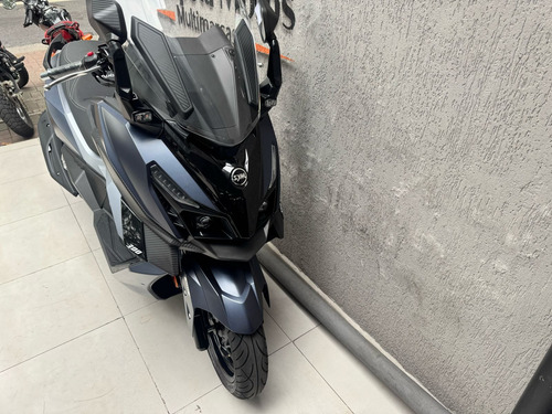 Dafra Cruisym 300 2025