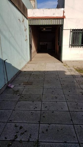 Casa 4 Ambientes Con Cocheras