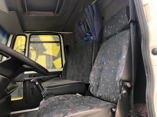 Ford Cargo 4532