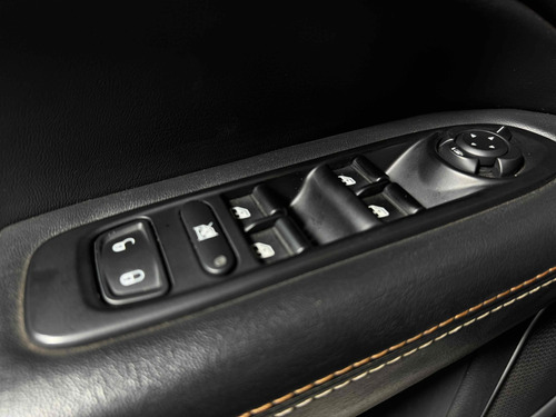 Jeep Compass 2.0 16V FLEX LONGITUDE AUTOMÁTICO