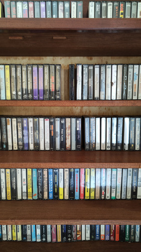 Gran Lote De Cassettes Casetes Música Y + Envío Gratis! Caqui