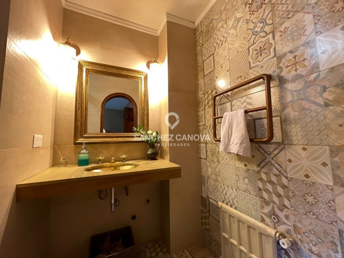 Imagen 9 de 14 de Casa Chalet En Venta Ubicado En Centro De Bariloche, Bariloche, Patagonia
