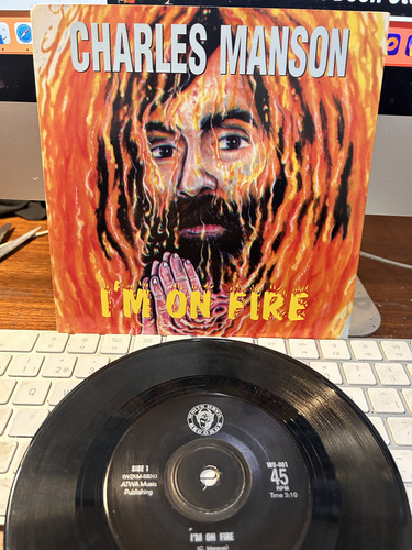 Charles Manson I'm On Fire Disco Vinilo 7 45rpm Sharon Tate (Usado)
