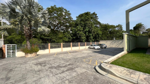 Imagen 12 de 12 de Townhouse Urb. Los Rauseos Resd. Villa El Riachuelo 04126903606