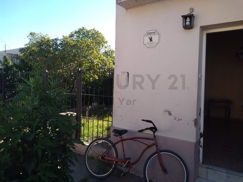 Venta Casa En San Antonio De Areco Con Amplio Terreno - Excelente Ubicacion