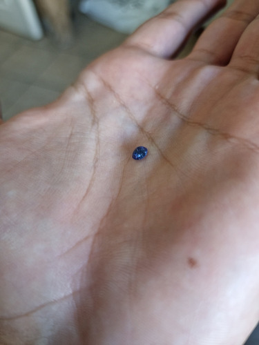 Piedra Zafiro - Natural Sapphire Stone Switzerland Importada