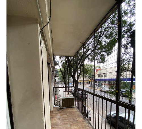 Dueño Vende O Alquila Excelente Depto Amoblado En Colegiales/belgrano, Al Frente, Luminoso, Opcional Cochera Cubierta En Sub Suelo Con Ascensor