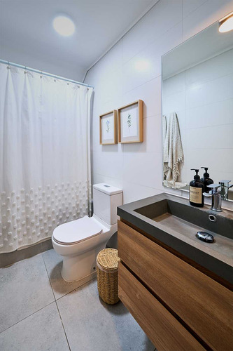 Vitacura Moderna Casa Impecable!! (100017)