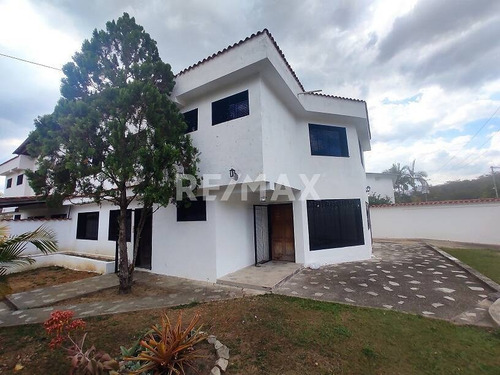 Imagen 3 de 14 de Venta Casa Clnas Guataparo Cod. 132996 Mzp 04144146049