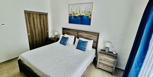 Apartamento En Venta En Punta Cana, Frente Al Campo De Golf