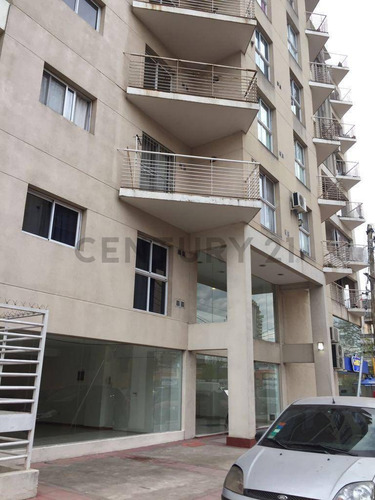 Imagen 3 de 5 de Venta Cochera Semi Cubierta Muñiz