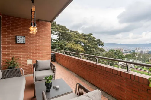 Apartamento En Venta En Cerros De Niza. Cod V22110