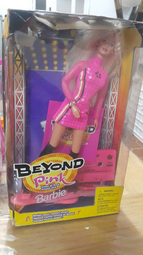 Set Completo 3 Muñecas Barbie Beyond Pink Vintage