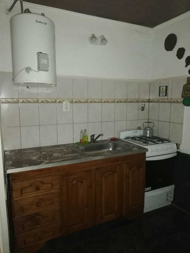 Imagen 12 de 27 de Alquilo 3 Cabañas Con Piscina Compartida Para 2 O 3 Personas