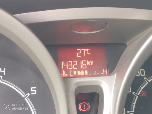Ford Fiesta Kinetic 1.6 Design 120cv Titanium