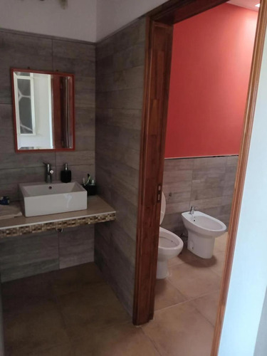 Casa En Venta - 3 Dormitorios 3 Baños - 560mts2 - Villa Nueva, Córdoba