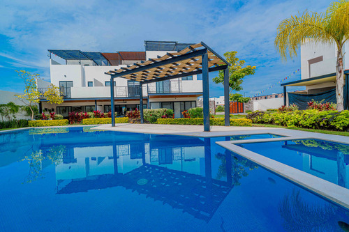 Casa En Venta En Santa Fe Xochitepec Morelos