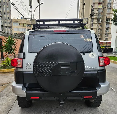 Toyota Fj Cruiser At 2008 4x4 (muy Bien Conservada)