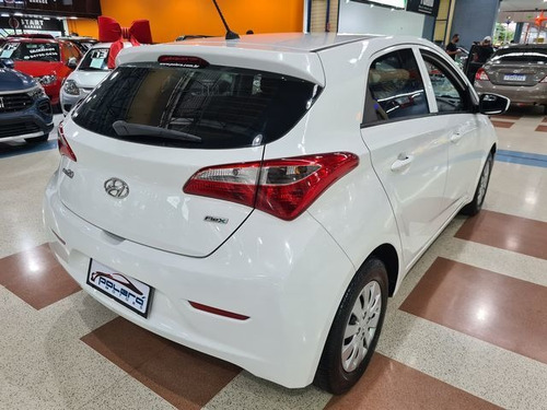 Imagem 6 de 8 de Hyundai Hb20 1.0 Comfort Plus 12v 2015