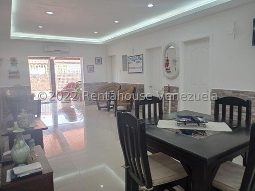 Posada En Venta Ocumare De La Costa 25-15925 Jja