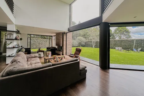 Casa En Venta En Guaymaral. Cod V7505