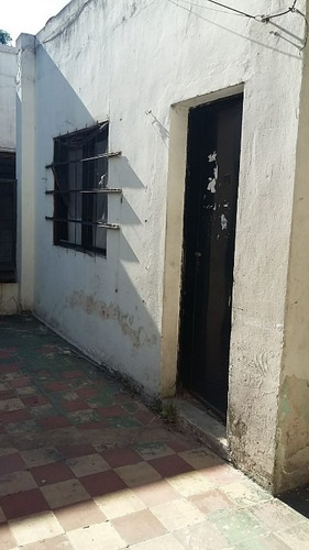Imagen 12 de 14 de Chalet Ph De 3 Ambiente En Venta - Moron Centro