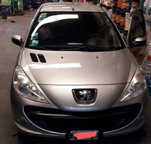 Peugeot 207 1.4 Xs 2010