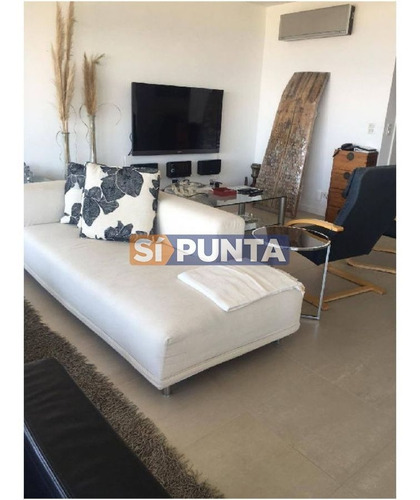 Imagen 12 de 30 de Venta De Apartamento De 3 Dormitorios En Edificio Le Parc Punta Del Este