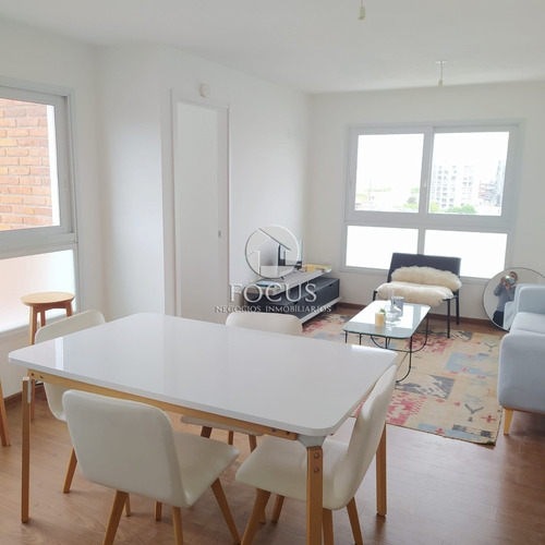 Imagen 1 de 13 de Venta Apartamento 1 Dormitorio, Con Garaje Y Box. Pocitos