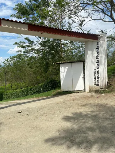 El Mejor Lugar Para Relajarse. Temperadero Con Cabaña