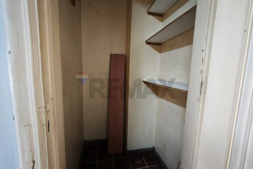 Oficina 31 M² | Balcón | Frente Tribunales
