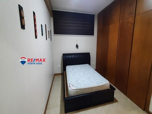 Imagen 4 de 12 de Se Vende Apartamento Con Hermosa Vista En Exclusivo Edificio Yacht Club En Tucacas