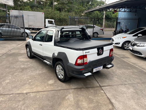 Fiat Strada 1.8 16v Adventure Cab. Dupla Flex 2p