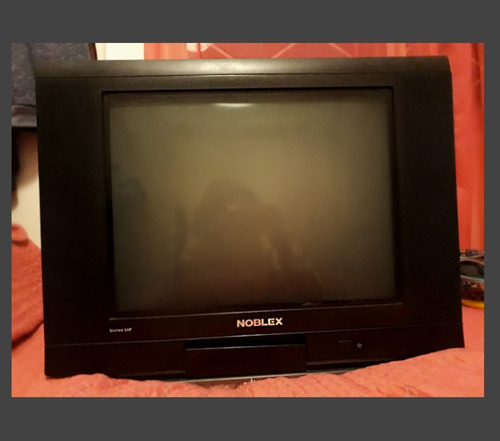 Tv Noblex 21 Pulgadas Pantalla Plana  Solo 6 Meses De Uso