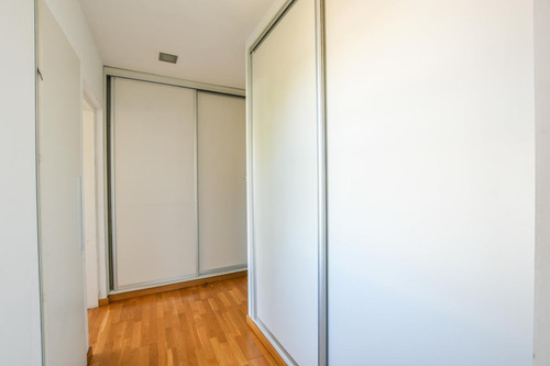 Casa De 3 Dormitorios - Pileta Y Galería Con Parrillero - Fisherton