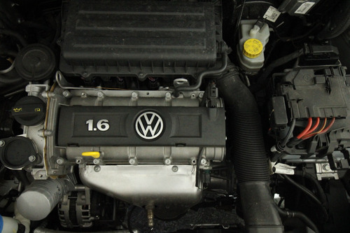 Volkswagen Polo 1.6 Comfortline Plus Mt